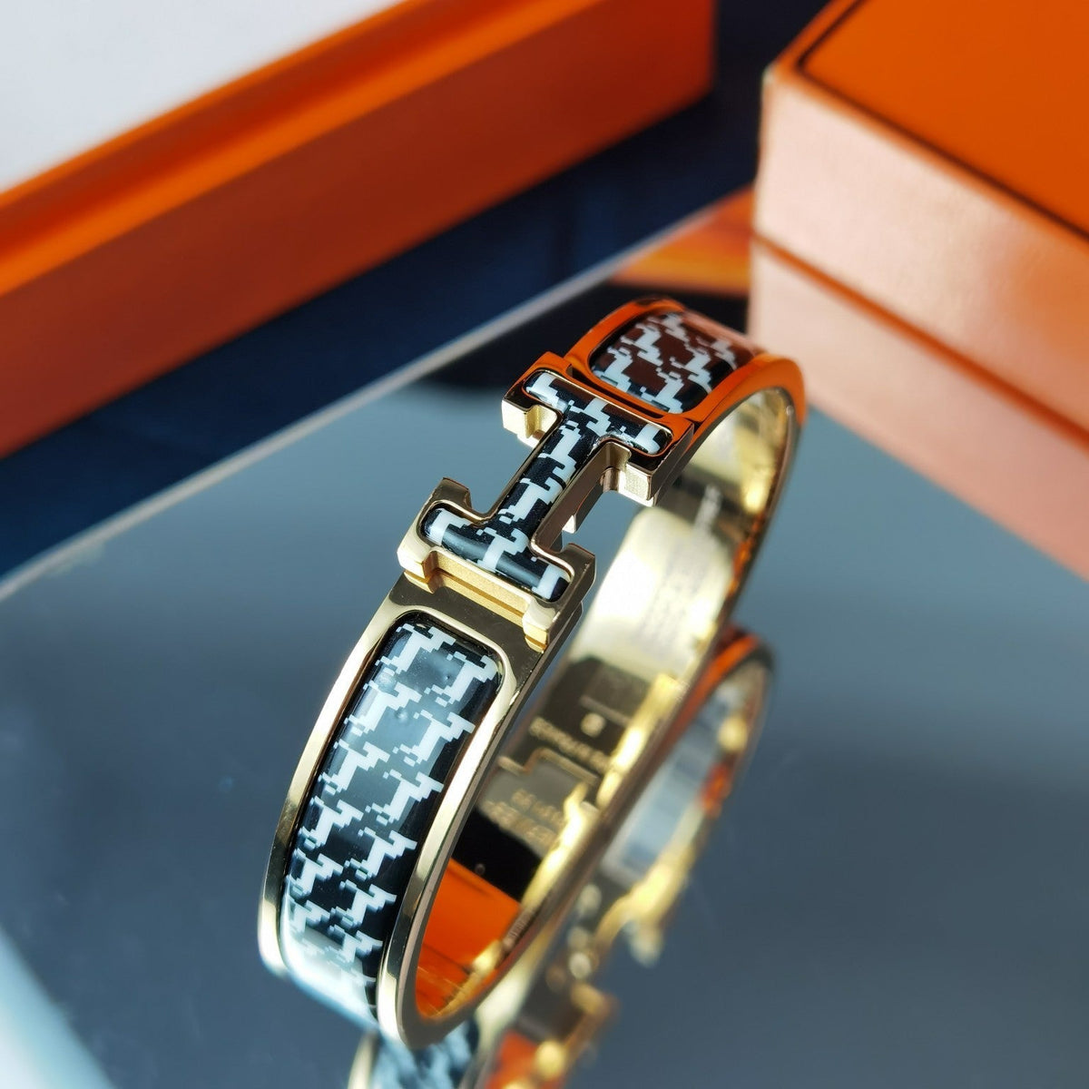 Mysitc H HORSE BRACELET 12MM