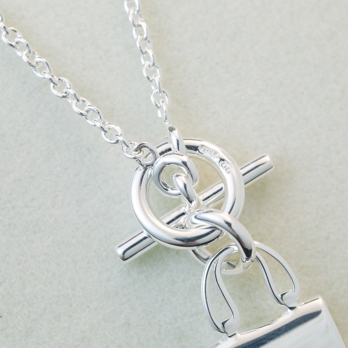 Mysitc POP H PEDANT SILVER NECKLACE