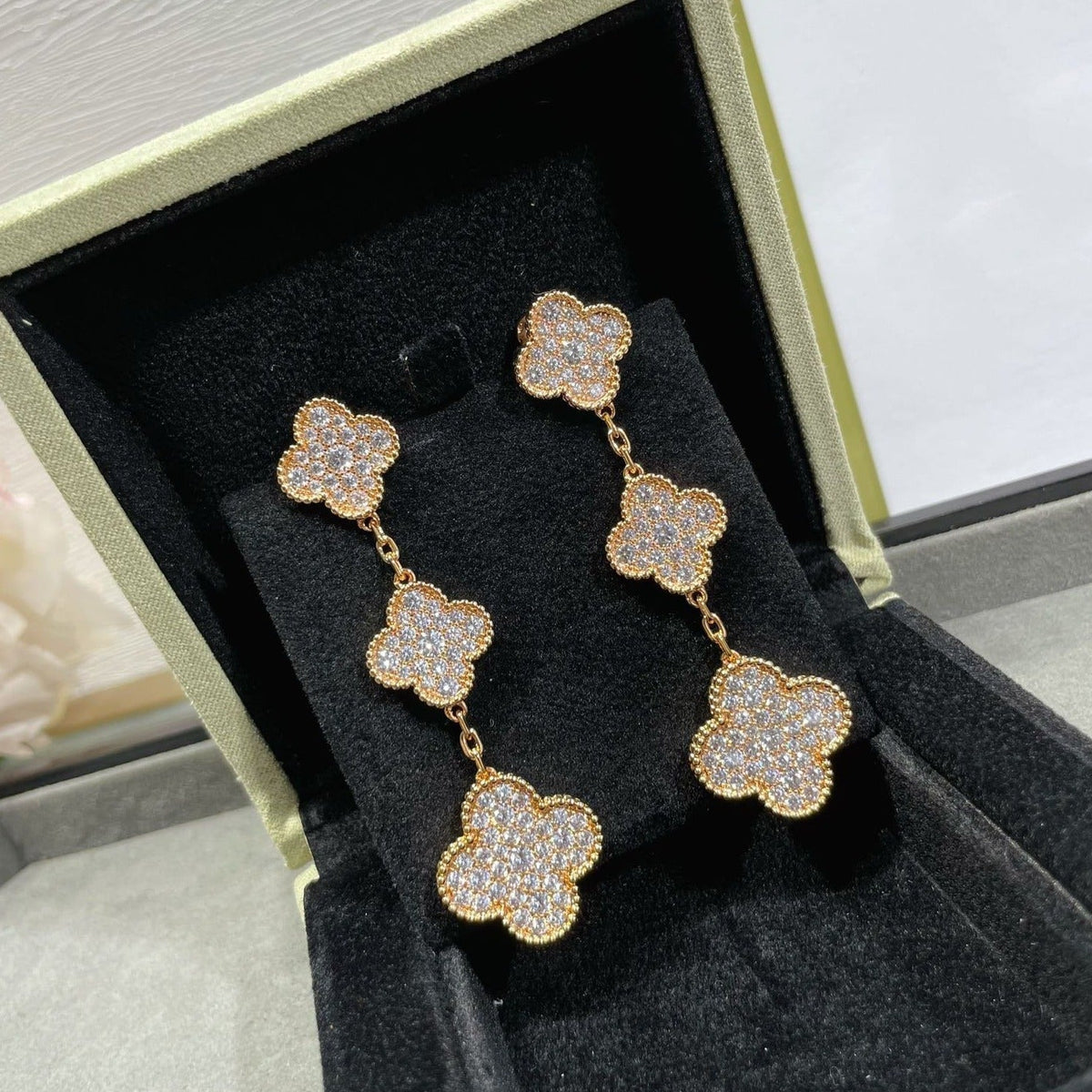 Mysitc CLOVER 3 MOTIFS DIAMOND PAVED ROSE GOLD EARRINGS
