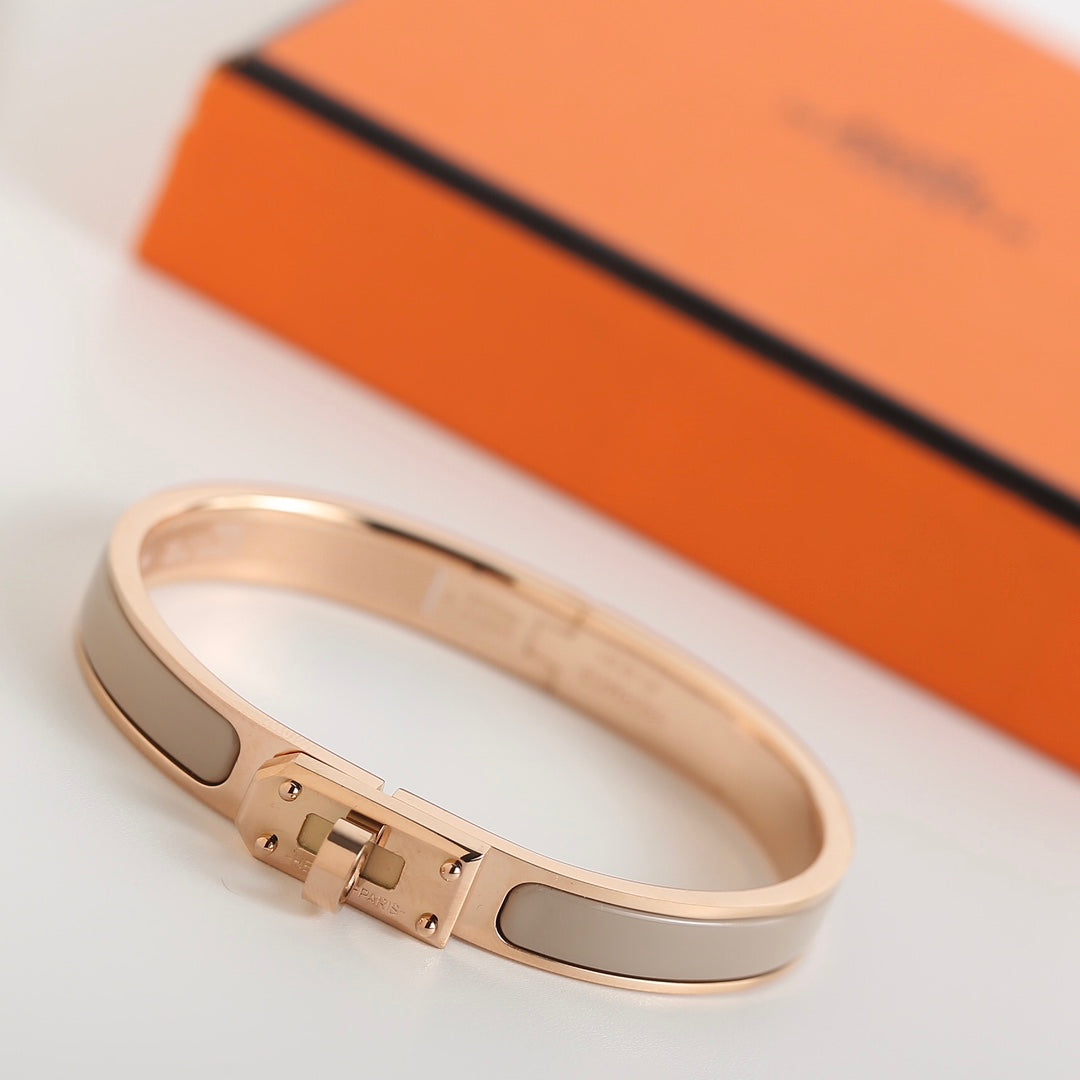 Mysitc HM KELLY GREY ARMBAND