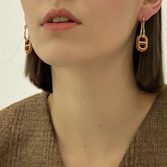 Mysitc HM O'MAILLON GOLD EARRINGS