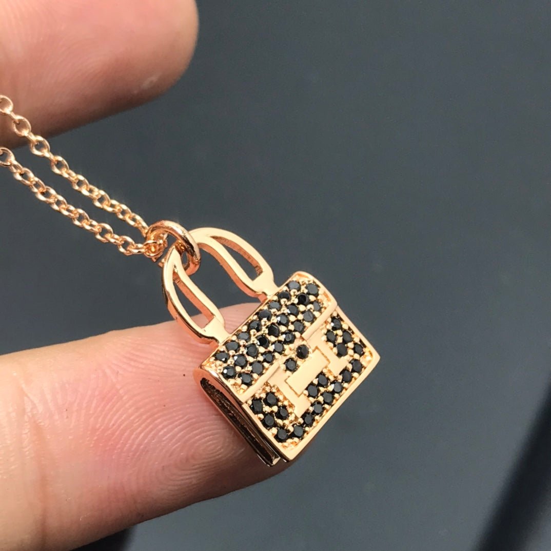 Mysitc HM NECKLACE ARRIVAL BLACK DIAMOND