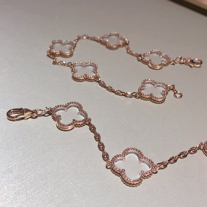 [Mysitc ]New CLOVER 5 MOTIF ROCK CRYSTAL BRACELET