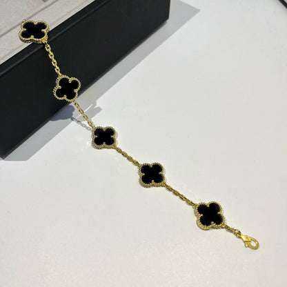 [Mysitc ]New CLOVER 5 MOTIF ONYXS BRACELET COLLECTION
