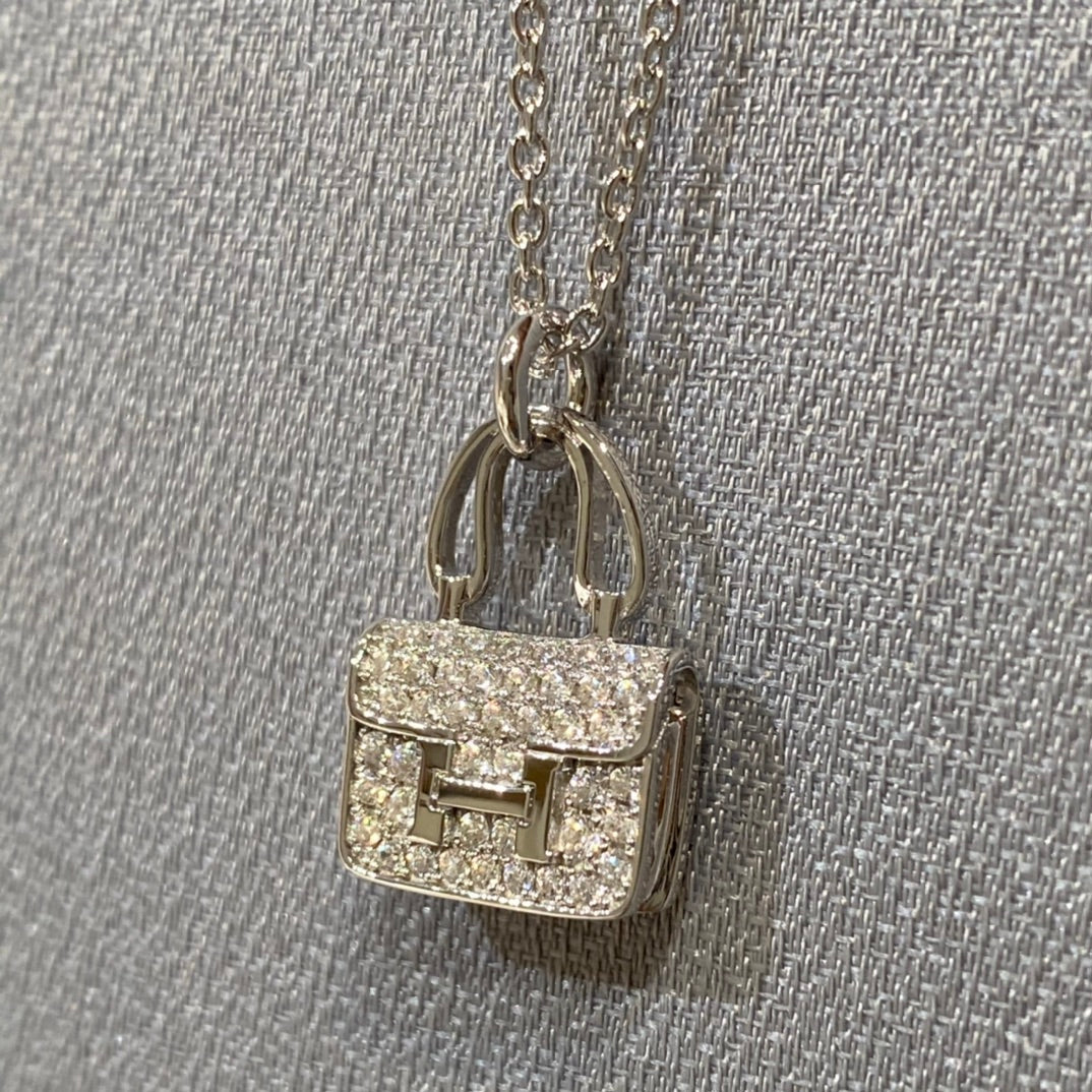 Mysitc CONSTANCE PEDANT DIAMOND NECKLACE