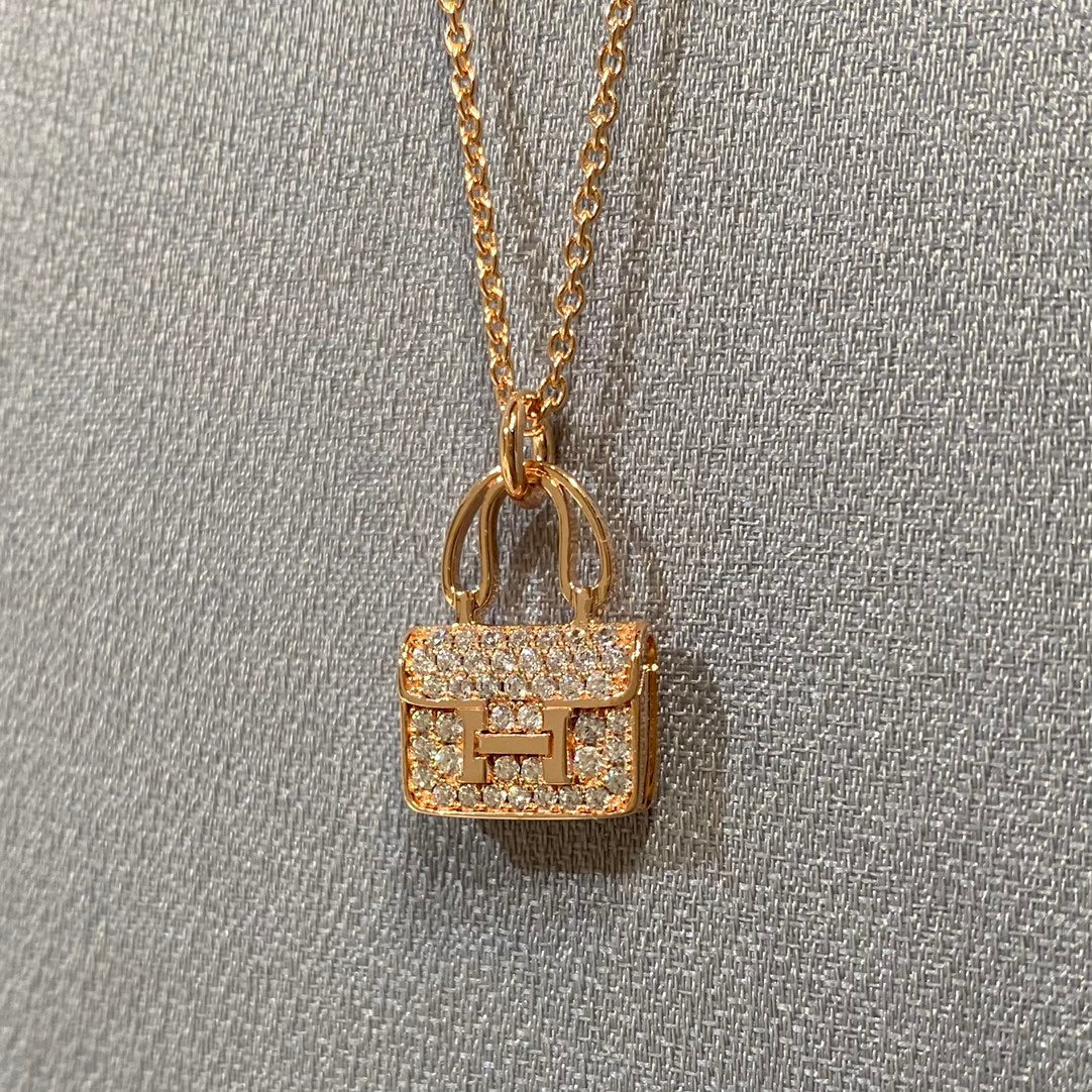 Mysitc CONSTANCE PEDANT DIAMOND NECKLACE