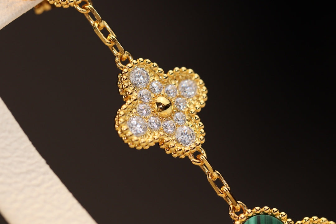 Mysitc CLOVER EARRINGS GOLD MALACHITE DIAMOND 3 MOTIF