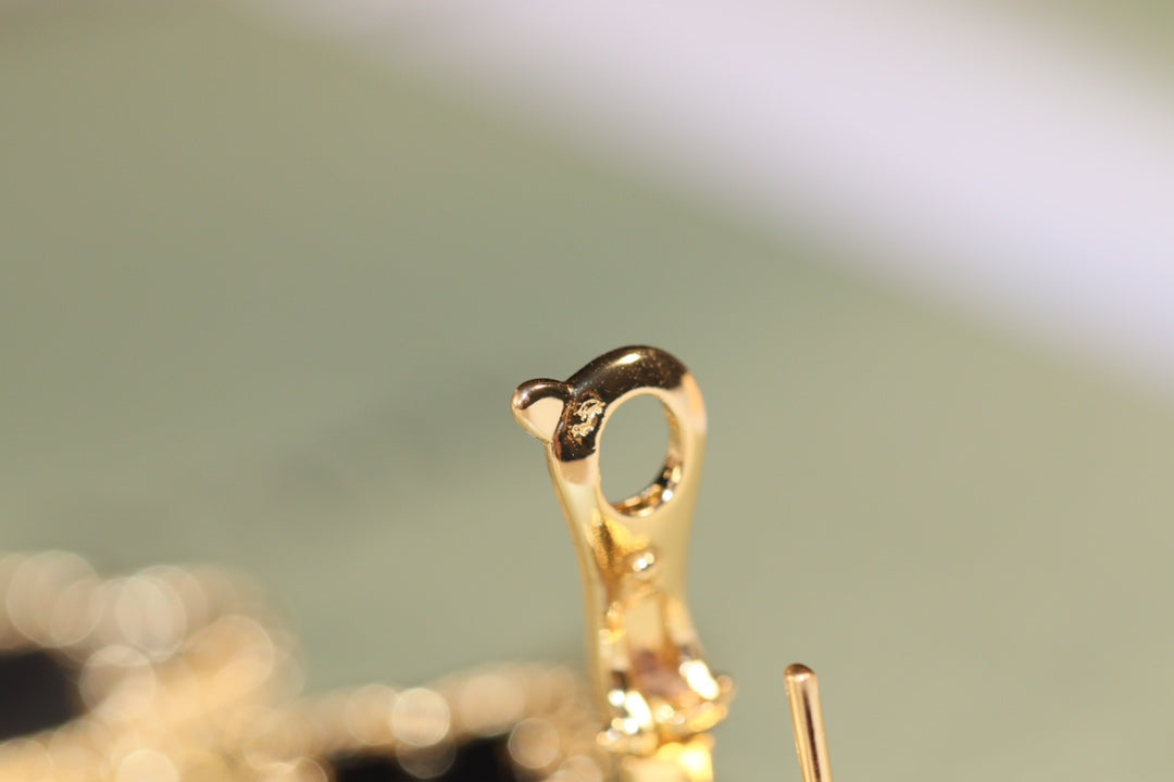 Mysitc CLOVER EARRINGS GOLD ONYX MOP 3 MOTIF