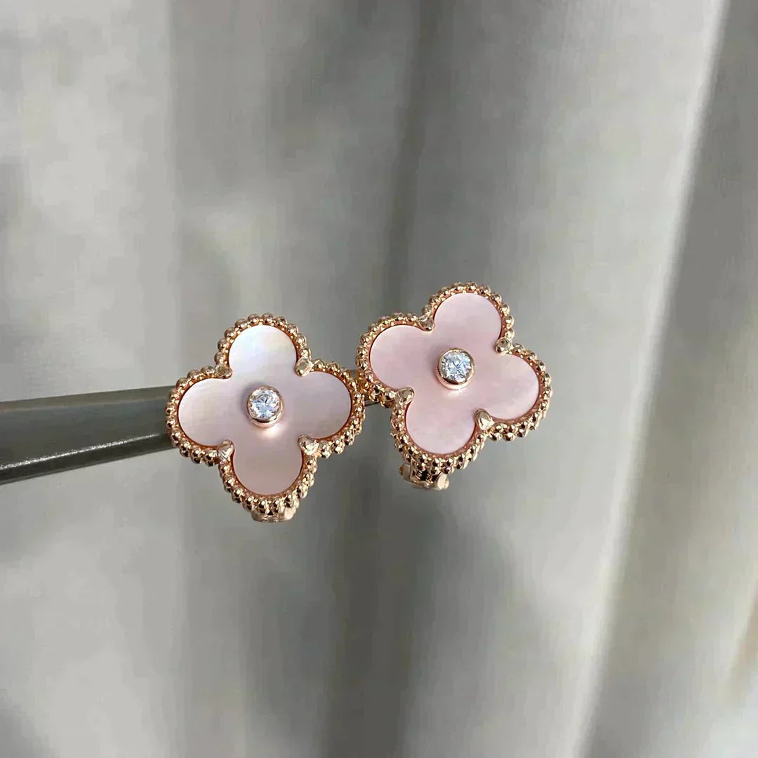 Mysitc CLOVER MEDIUM 1 MOTIFS  PINK MOP DIAMOND EARRINGS