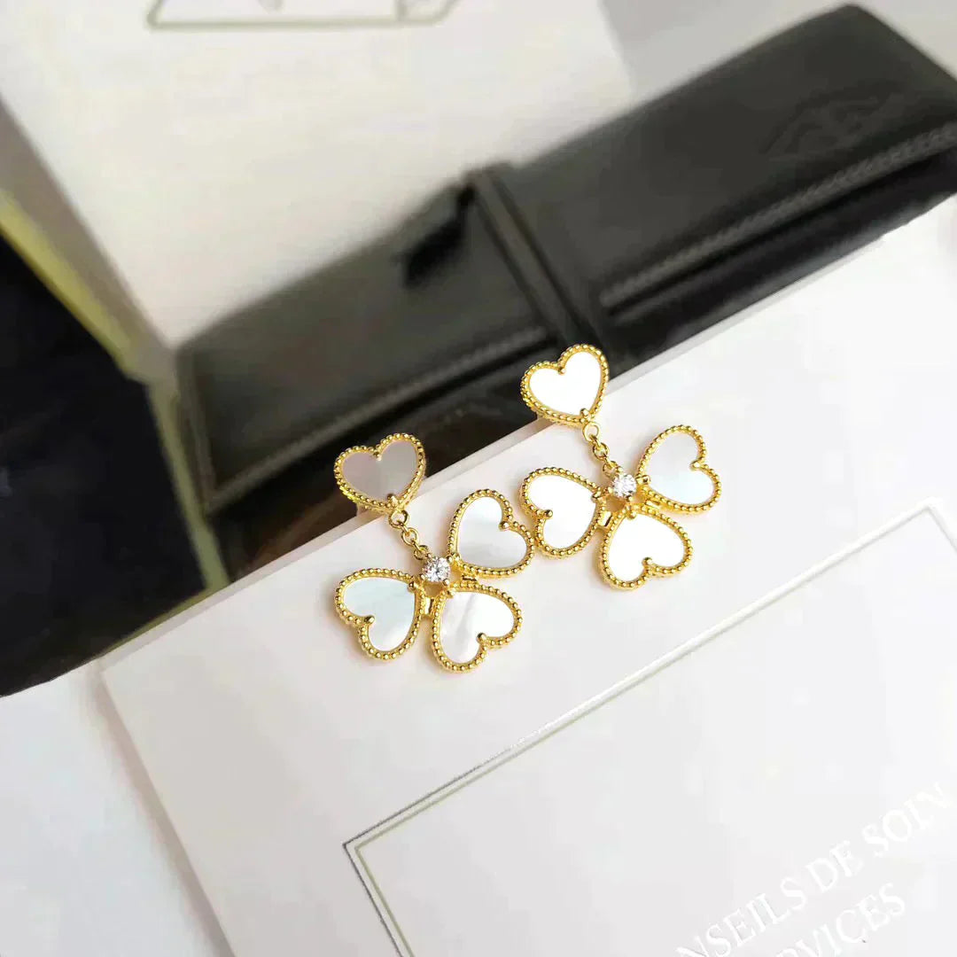 Mysitc CLOVER SWEET WHITE MOP EARRINGS