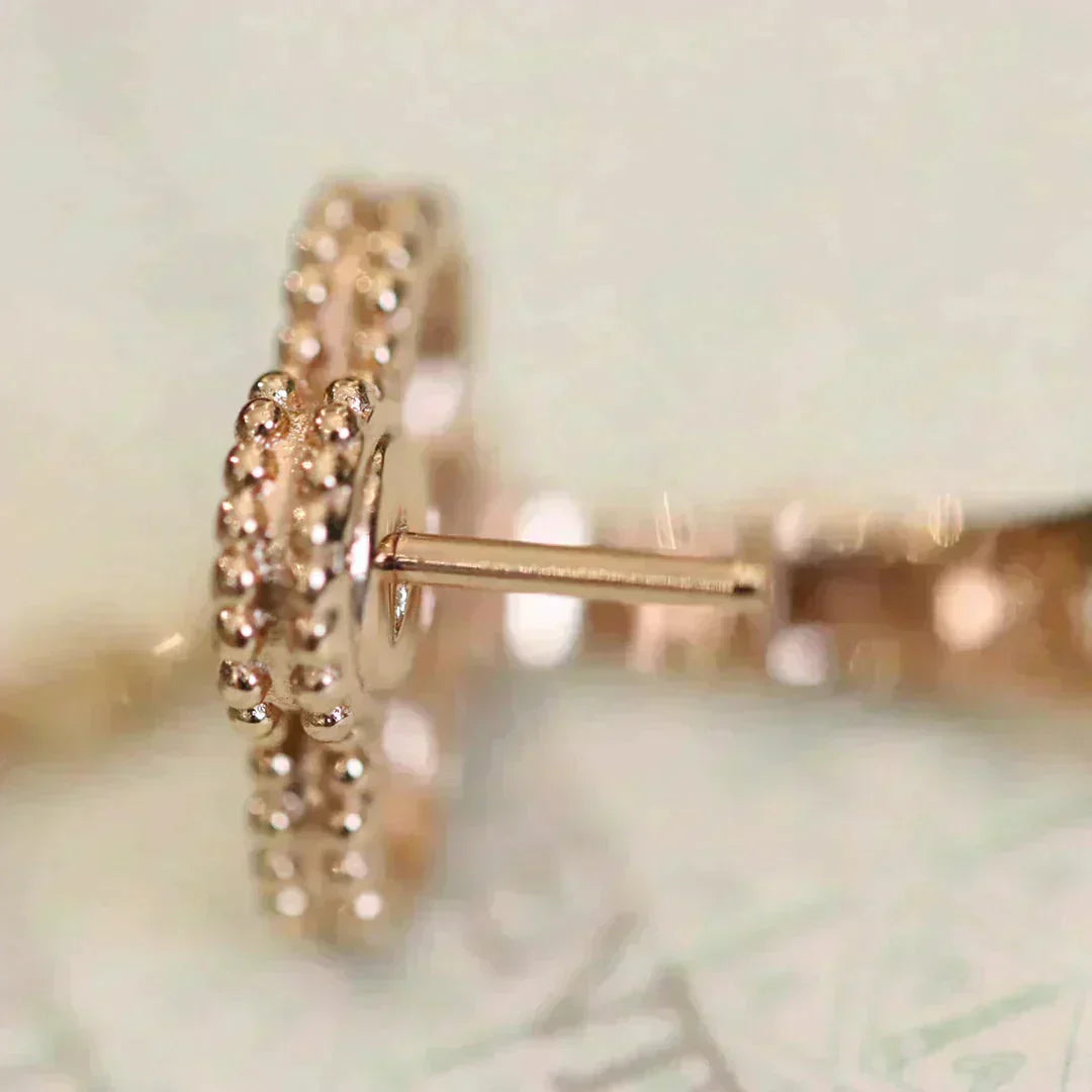 Mysitc CLOVER MEDIUM 1 MOTIFS FUll DIAMOND EARRINGS