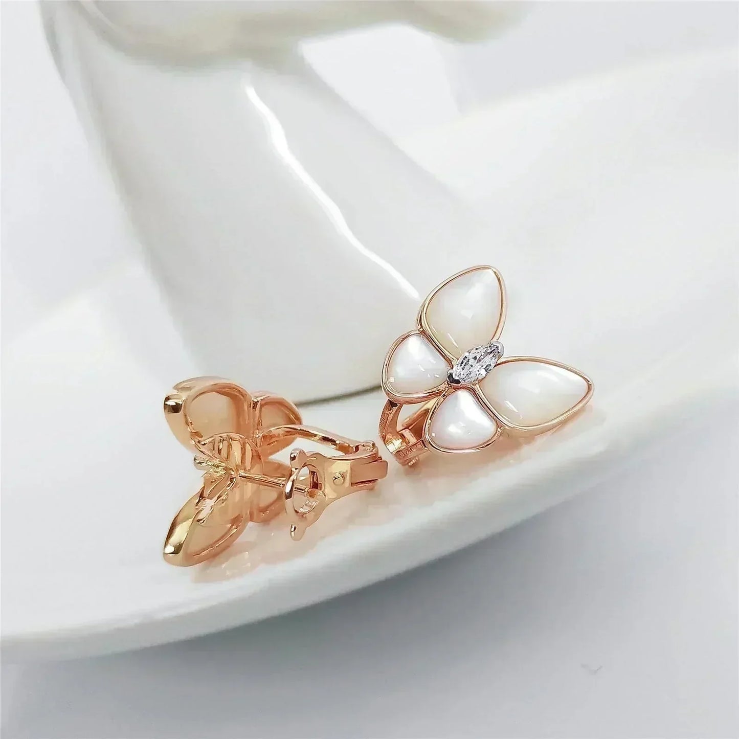 Mysitc BUTTERFLY MOP DIAMOND EARRINGS