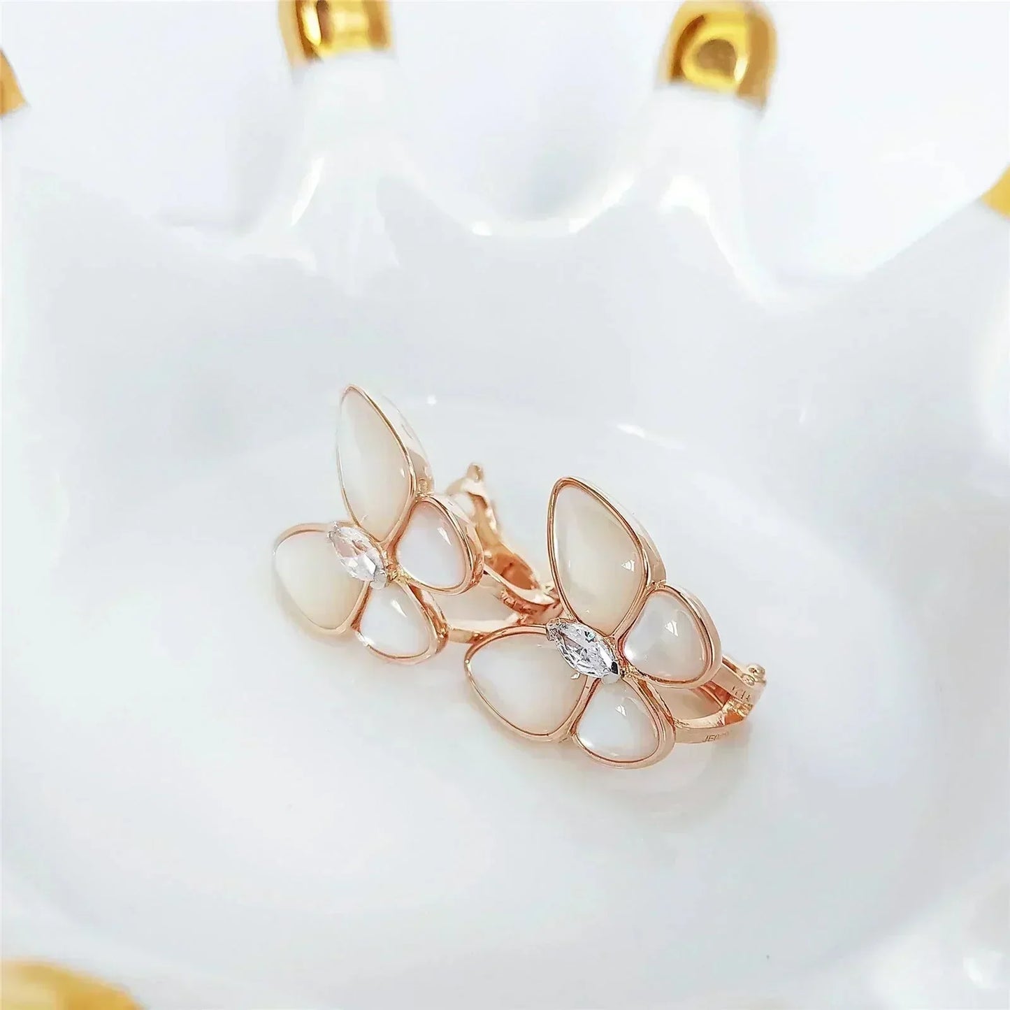 Mysitc BUTTERFLY MOP DIAMOND EARRINGS