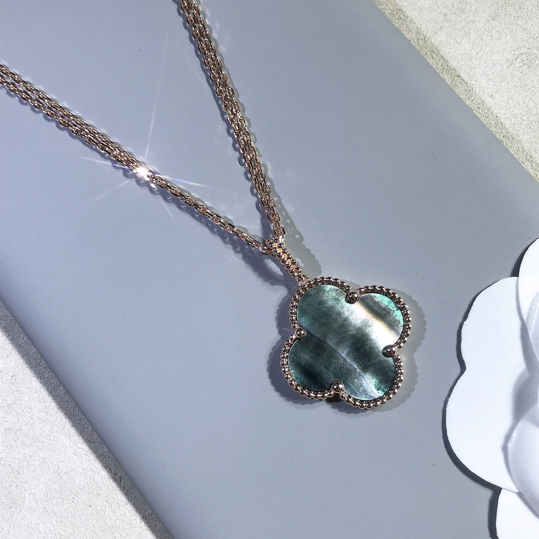 Mysitc CLOVER 25MM GOLD DARK MOP BIG CLOVER NECKLACE