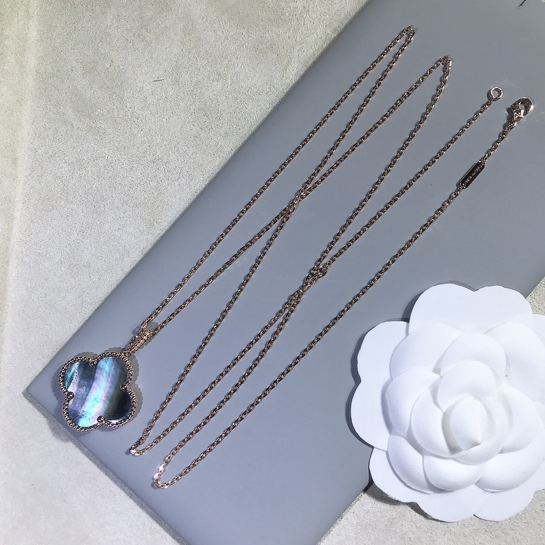 Mysitc CLOVER 25MM GOLD DARK MOP BIG CLOVER NECKLACE