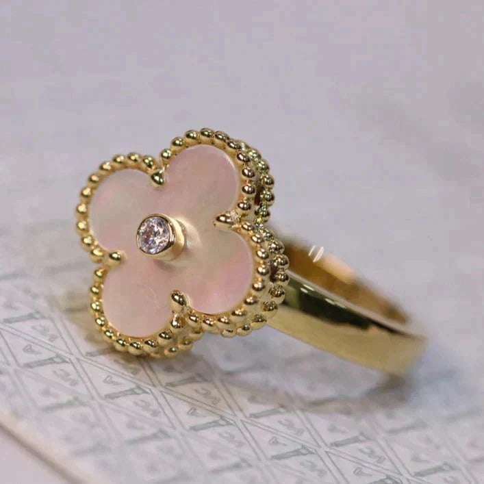 Mysitc CLOVER PINK MOP RING GOLD DIAMOND