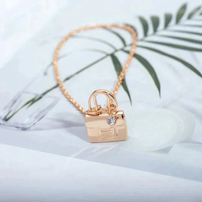 Mysitc AMULETTE PEDANT ROSE GOLD NECKLACE
