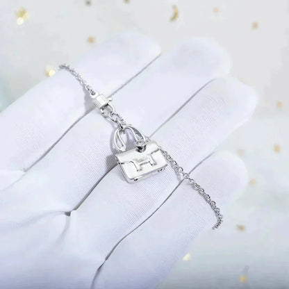 Mysitc AMULETTE PEDANT SILVER NECKLACE