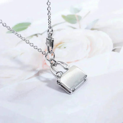 Mysitc AMULETTE PEDANT SILVER NECKLACE