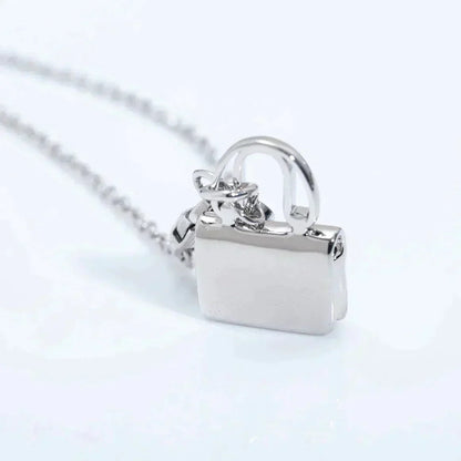 Mysitc AMULETTE PEDANT SILVER NECKLACE