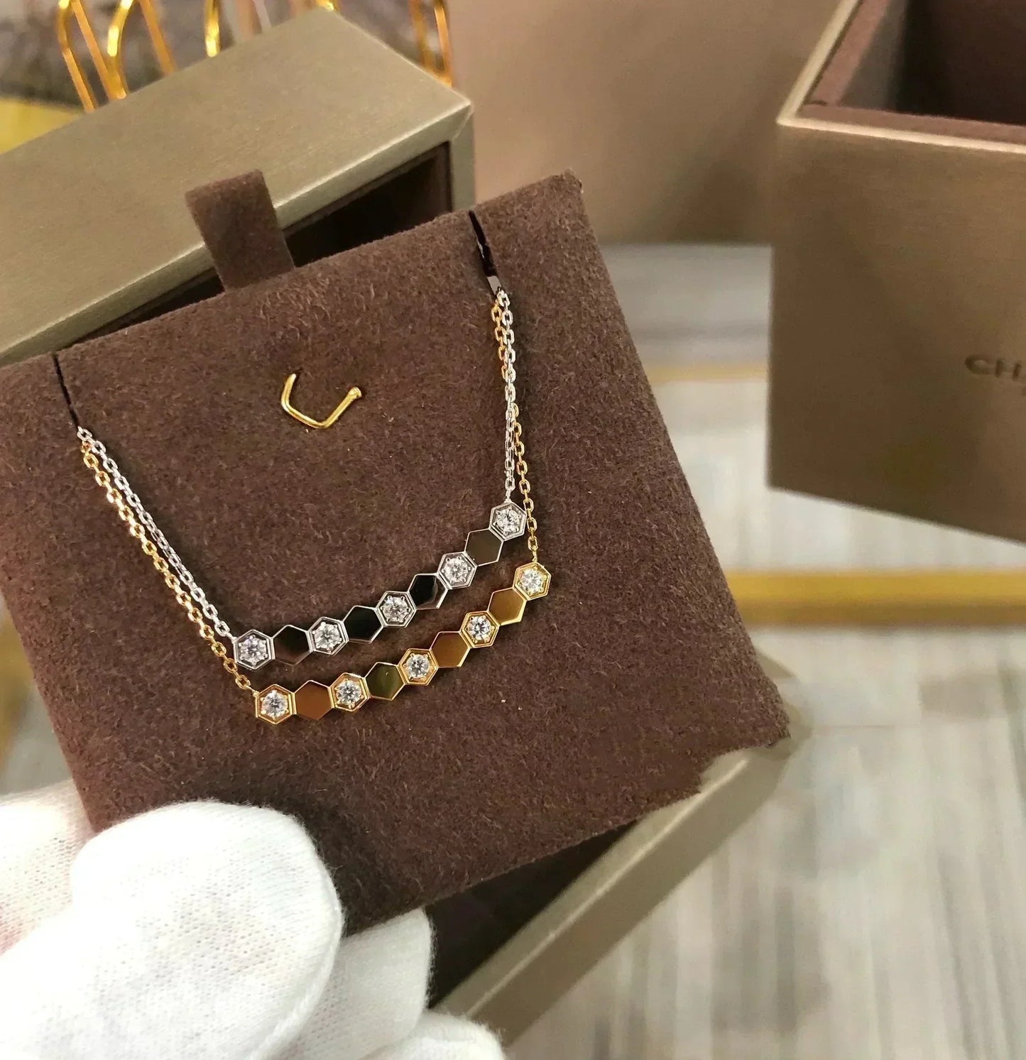 Mysitc BEE LOVE NECKLACE DIAMOND
