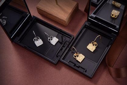 Mysitc KELLY DIAMOND EARRINGS