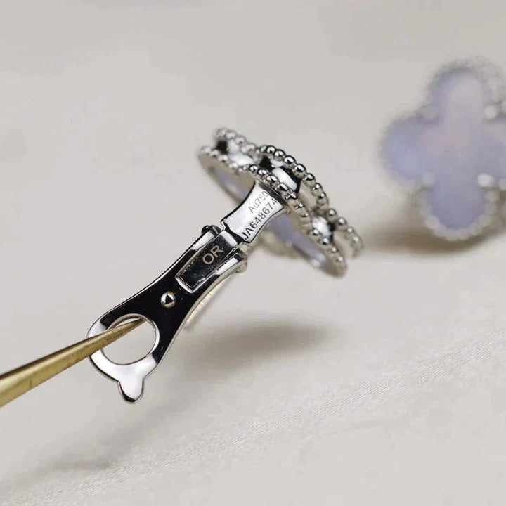Mysitc CLOVER MEDIUM 1 MOTIFS  WHITE MOP EARRINGS SILVER