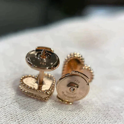 Mysitc HEART CARNELIAN STUD EARRINGS