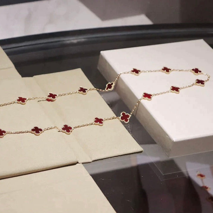 Mysitc CLOVER 20 MOTIFS CARNELIAN NECKLACE