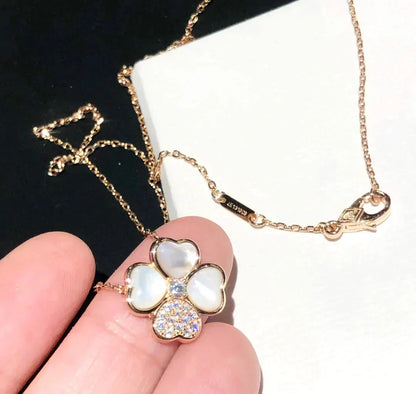 Mysitc CLOVER MOP DIAMOND ROSE GOLD NECKLACE