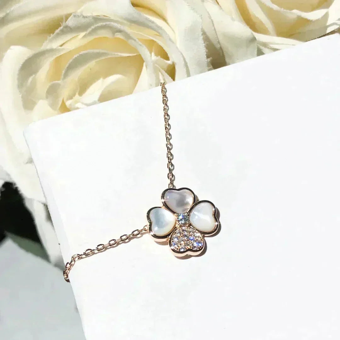 Mysitc CLOVER MOP DIAMOND ROSE GOLD NECKLACE
