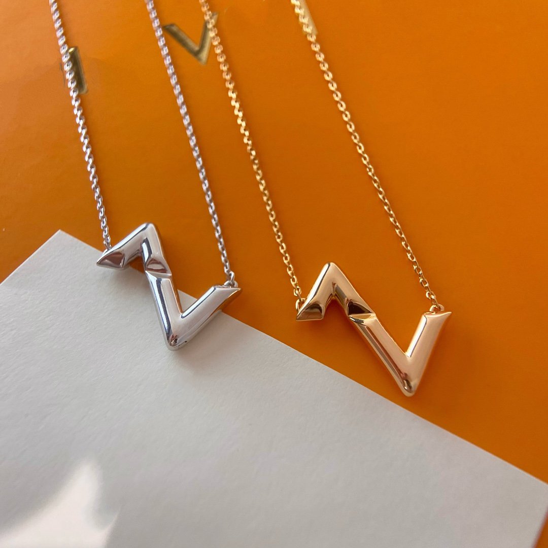 Mysitc VOLTE UPSIDE DOWN NECKLACE