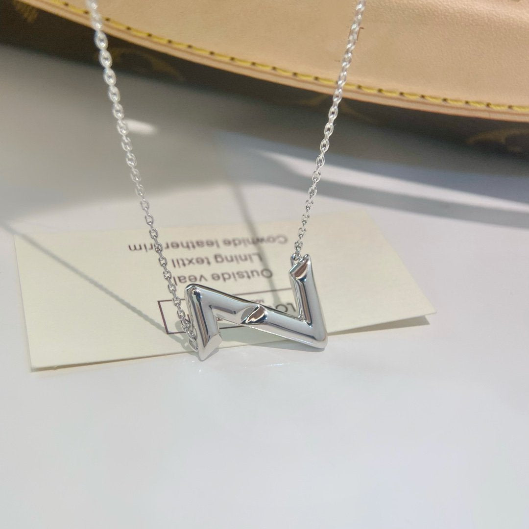 Mysitc VOLTE UPSIDE DOWN NECKLACE