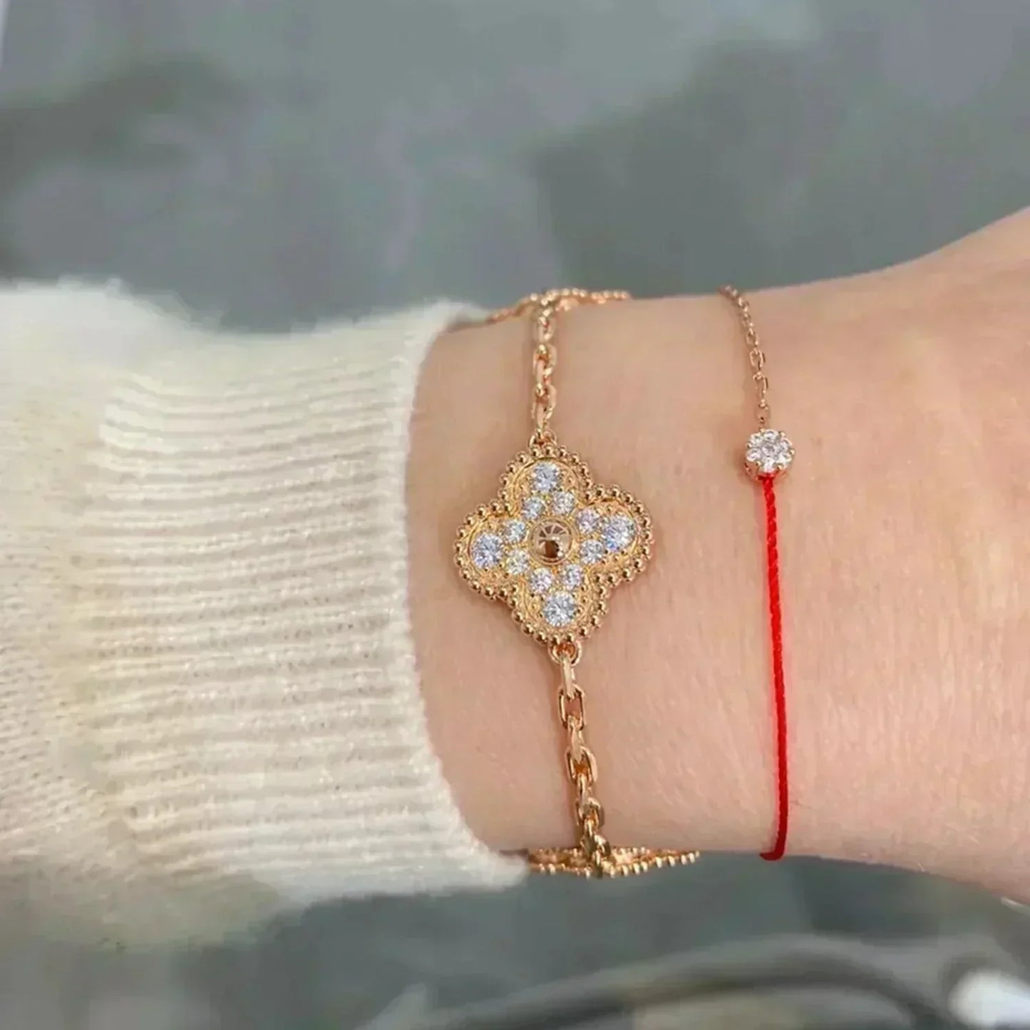 [Mysitc ] New  CLOVER 5 MOTIF FULL DIAMOND BRACELET COLLECTION