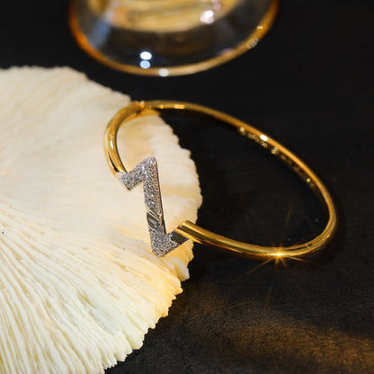 Mystic VOLTE UPSIDE DOWN GOLD DIAMOND BRACELET