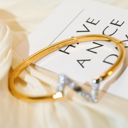 Mystic VOLTE UPSIDE DOWN GOLD DIAMOND BRACELET