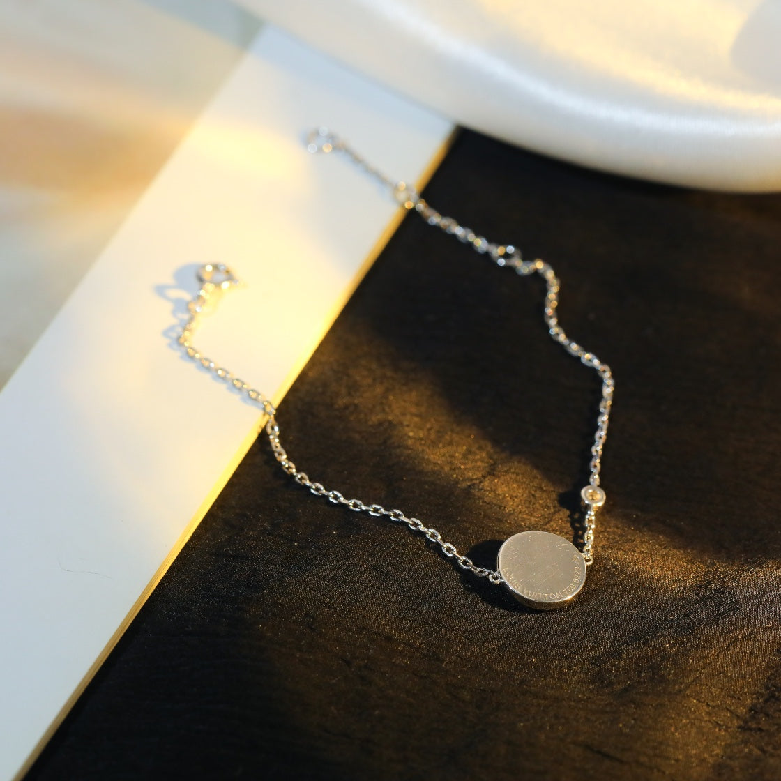 Mysitc SUN MOTIF PINK MOP SILVER BRACELET