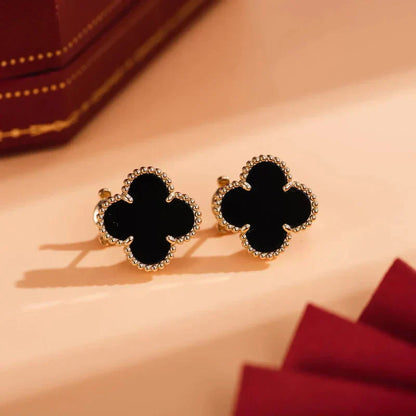 Mysitc CLOVER MEDIUM 1 MOTIFS  ONYX STUD EARRINGS