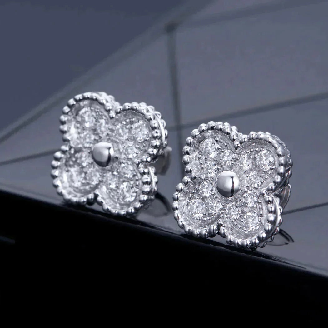 Mysitc CLOVER 1 MOTIFS DIAMOND STUD EARRINGS SILVER