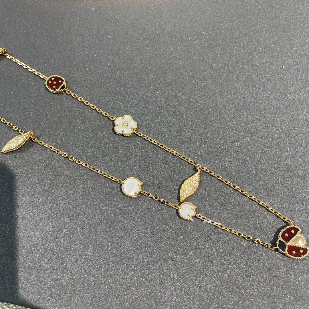 Mysitc LUCKY SPRING 15 MOTIFS GOLD NECKLACE