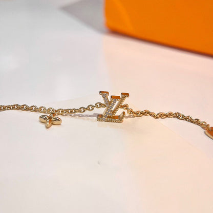 Mysitc LOGO STAR MOTIF GOLD BRACELET