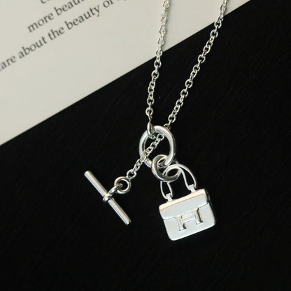 Mysitc POP H PEDANT SILVER NECKLACE