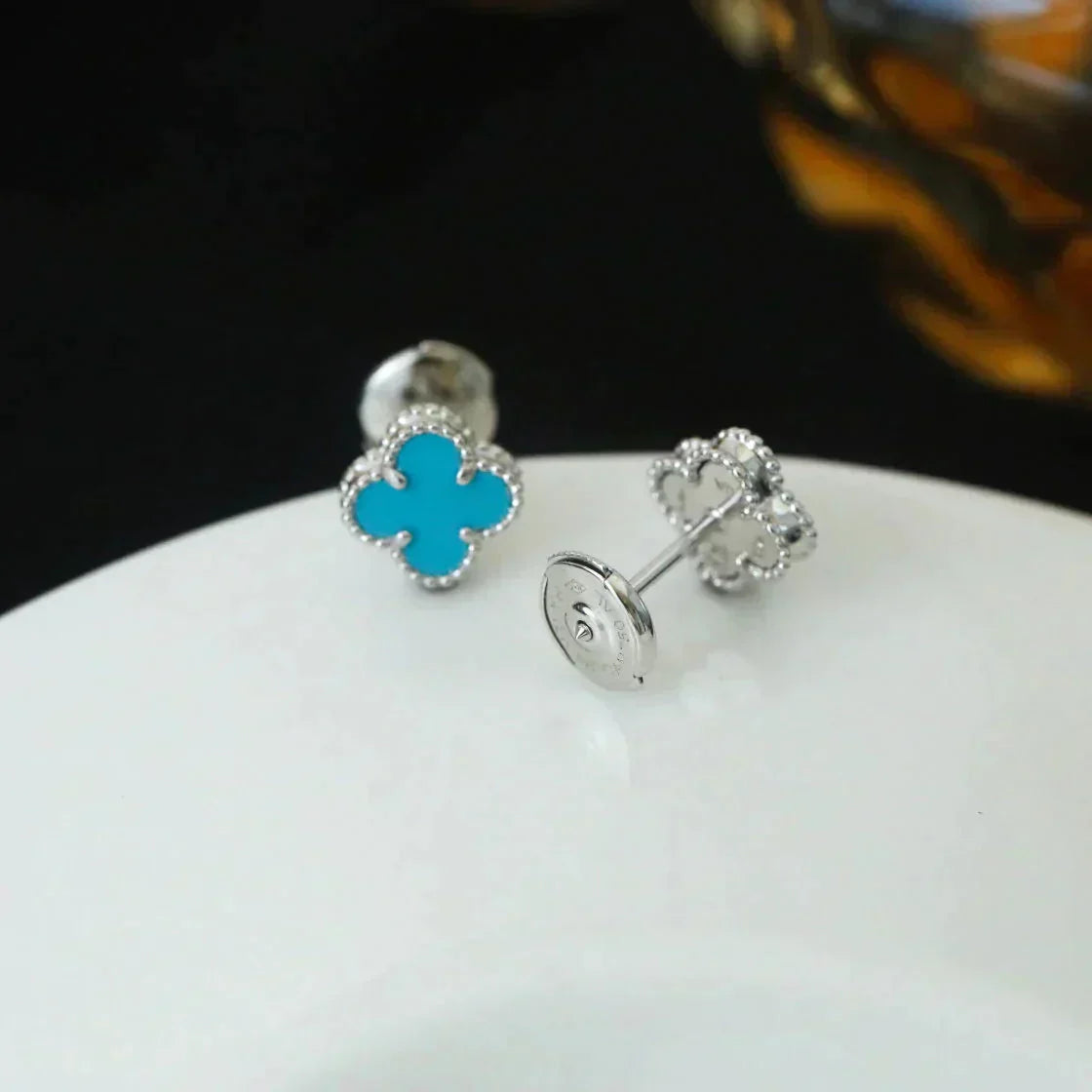 Mysitc CLOVER MINI 9.5MM ONYX STUD EARRINGS SILVER