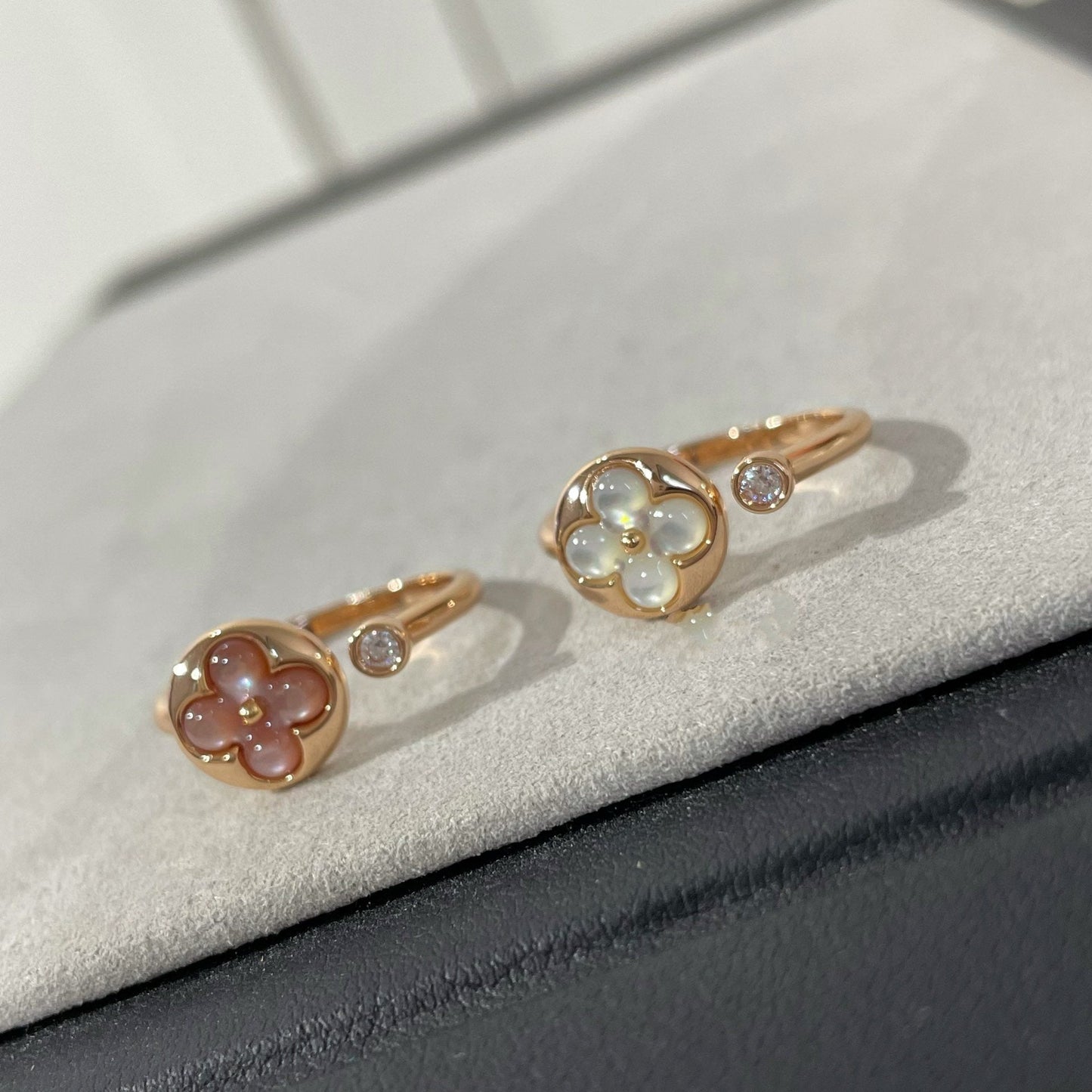 Mystic SUN 1 DIAMOND ROSA PERLMUTT RING