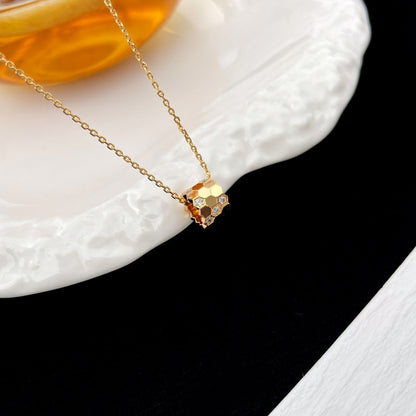 Mysitc BEE MINI PEDANT DIAMOND NECKLACE