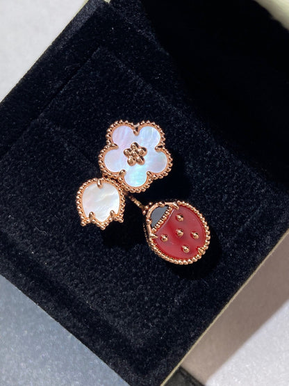 Mysitc LUCKY 3 MOTIF ROSE GOLD RING