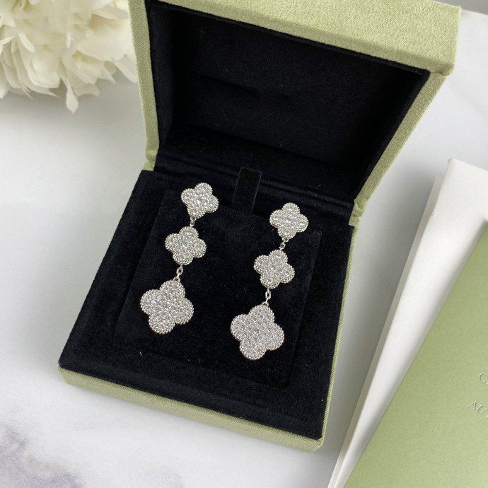 Mysitc CLOVER 3 MOTIF DIAMOND SILVER DROP EARRINGS
