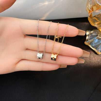 Mysitc BEE MINI NECKLACE