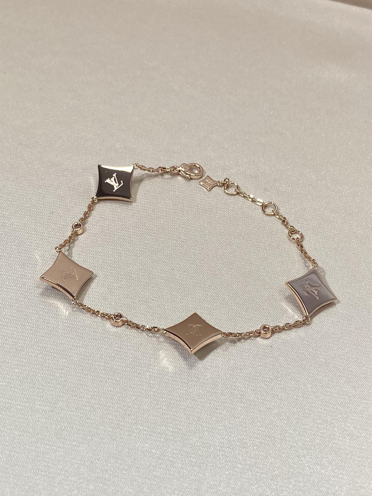 Mystic STAR 4 MOTIV PERLMUTT DIAMANT ROSÉGOLD ARMBAND