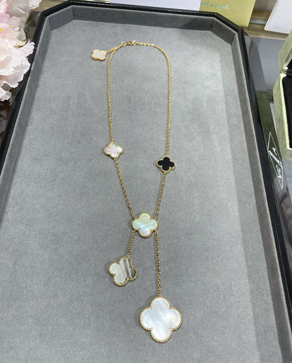 Mysitc CLOVER 6 MOTIF MOP ONYX GOLD NECKLACE